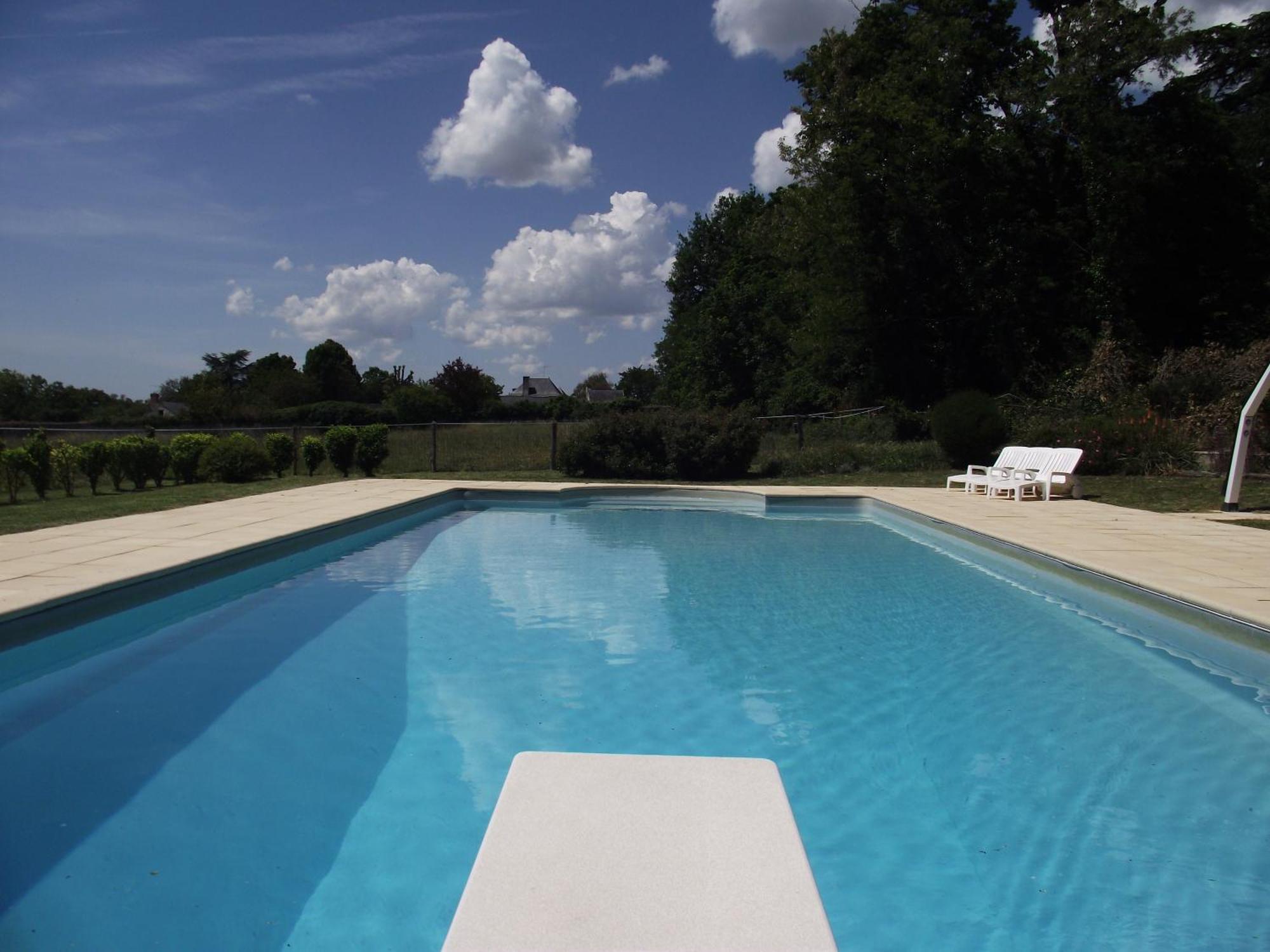 Chateau De Salvert - 4 Gites - 32 Personnes *